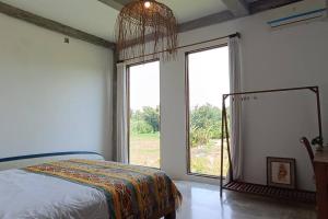 Family Villa - Rice field view - BerawaCanggu