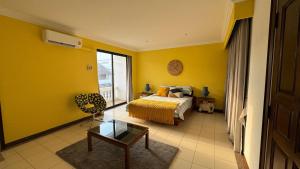 Sunset Tower Homestay