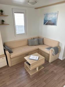 Floating house Sunset Joy