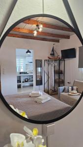 Chronis Studio in Adamas