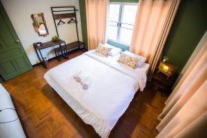 Iroom Boutique House