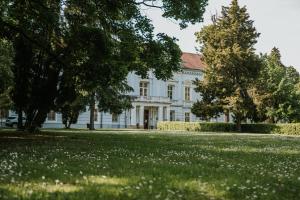 Hotel Kaštieľ Mojmírovce