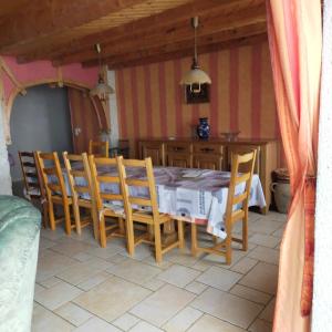 Maisons de vacances Maison de charme en montagne, Rentieres + jardin prive : photos des chambres