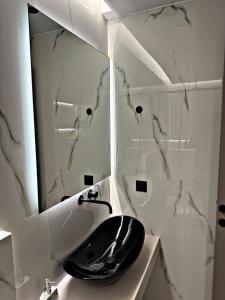 Eden Luxury Suite #3