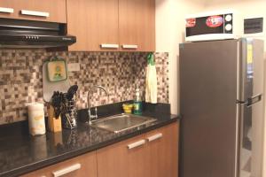 A cozy, relaxing condo at city center