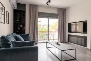 Stylish 3BR apartment in Pagkrati (PRAT_6)