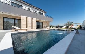 Gorgeous Home In Miranje Donje 