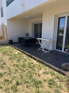 Appartements Appartement T2 avec jardin : photos des chambres