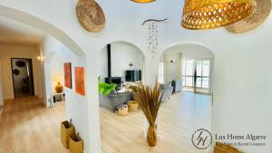 Villa Harmony - Stylish Villa - Pool & Terrace