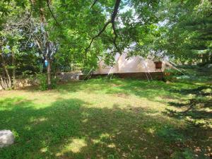 Rock Oak Camping 