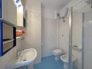 179 - Trilocale al primo piano al Residence Pineta a 100 mt dal mare, con vista- SPIAGGIA inclusa nel prezzo