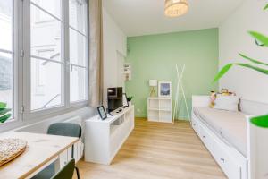 Le Nid Cozy - Face Gare De Corbeil