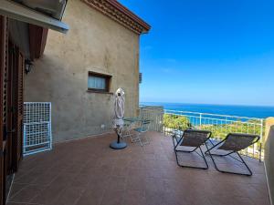 Double Room with Balcony and Sea View