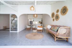 Lovely 3 BR villa with private pool