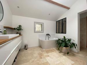 Maisons de vacances Grande maison familiale La Tuilerie : photos des chambres