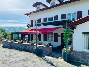 Hotels LOGIS Hotel St Sylvestre : photos des chambres