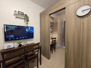 1BR Condotel with Balcony at FAME Residences #FM13