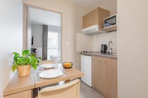 Appart'hotels Appart'City Confort Angers : Studio Lits Jumeaux
