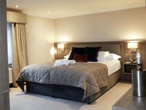 Superior Suite room in Seagoe Hotel