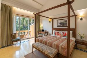 StayVistas Amara Villa - 6BHK with Pet Friendly & Private Pool