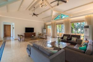 StayVistas Amara Villa - 6BHK with Pet Friendly & Private Pool