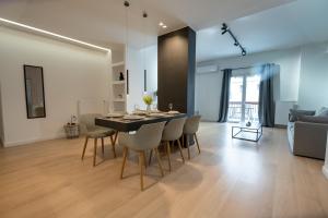 Spacious 3BR apartment in Pagkrati (PRAT_9)