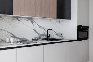 Lovely Noblessner Studio, Free Underground Parking!