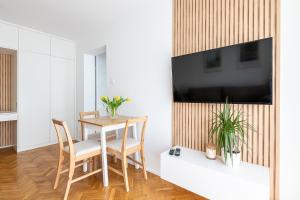 RentPlanet - Apartament przy Pałacu Kultury i Nauki