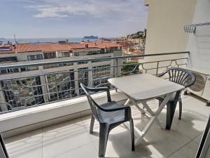 Lovely, modern studio with sea view 117