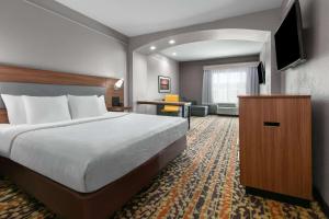 Executive King Room room in La Quinta by Wyndham Belton - Temple South