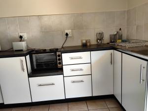 Thandanani Serene & Cosy place