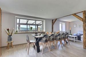 Maisons de vacances La Fermette des Vallons - Jacuzzi - Billard : photos des chambres