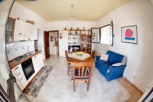 obrázek - 3 bedrooms apartement at Seccagrande 900 m away from the beach with sea view furnished terrace and wifi