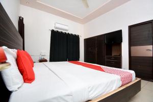 Hotel O DS Royal Guest House