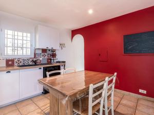 Apartment Casa Marcelli by Interhome