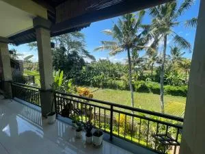 mawar house - 孟威