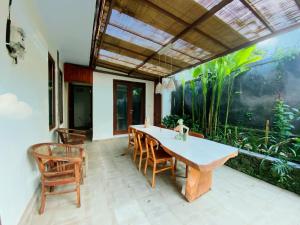 Mahesa Ubud Villa by SHM