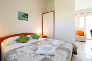 Apartments Munida 734