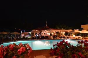 Nikos Apartments hotel, 
Stalis, Greece.
The photo picture quality can be
variable. We apologize if the
quality is of an unacceptable
level.