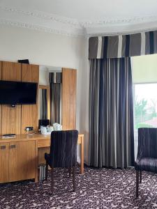 The Strathearn Hotel