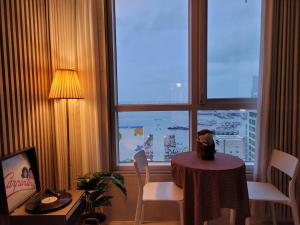 ๋ผ๋น์์ฆ-Raviens-Elliys Room