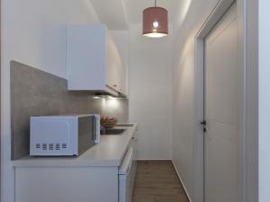 Beautiful Athenian apartment with terrace