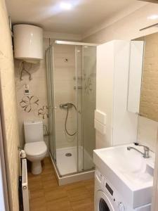 OLD TOWN Sporta Apartment 3 rooms - Self Check In - 24 hours