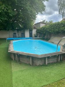 Sejours chez l'habitant 21 : Chambre Deluxe (2 Adultes + 1 Enfant)