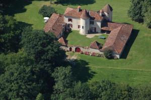 Villas Manoir du 17e siecle, parc, piscine chauffee et tennis prive : photos des chambres