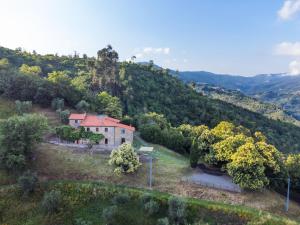 Apartment Podere Cima a Zano - Apt-Fienile PCA107 by Interhome