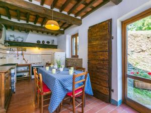 Apartment Podere Cima a Zano -Apt- Tinaia by Interhome