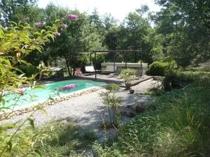 Villa avec piscine dans le Luberon - 古尔