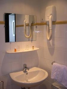 Hotels Hotel Du Centre Annemasse : Chambre Simple