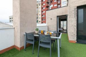 Chic and Modern Apartments in Gracia